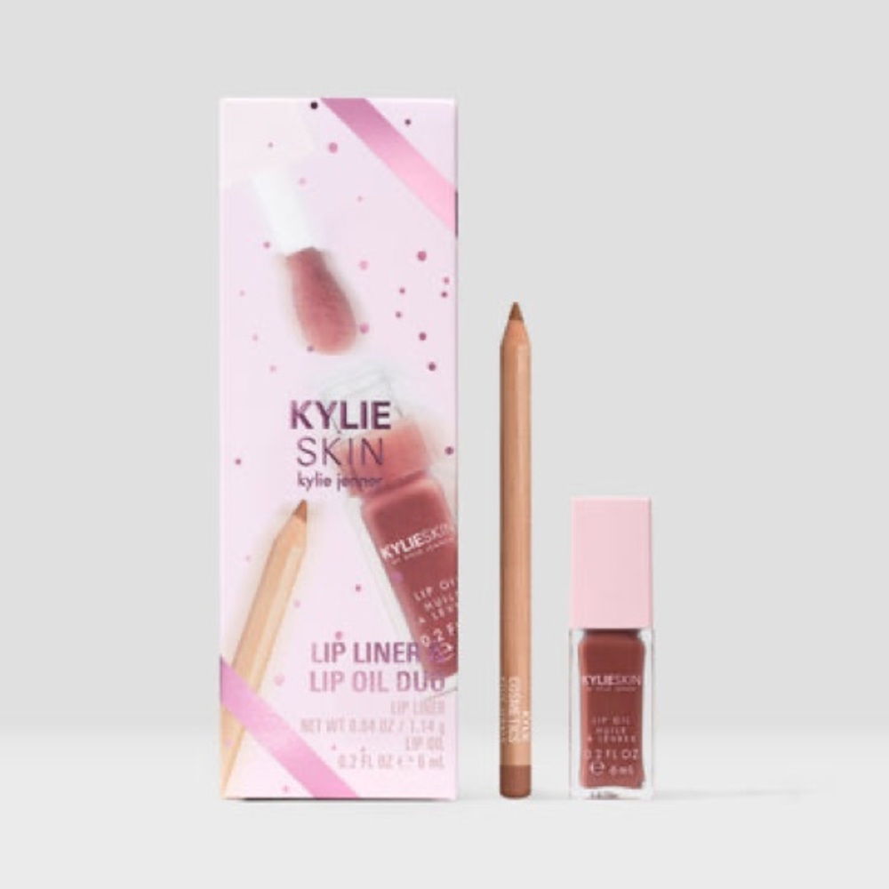 🆕 NIB Kylie Skin Lip Liner & Lip Oil Duo Cappuccino & Cupcake $44